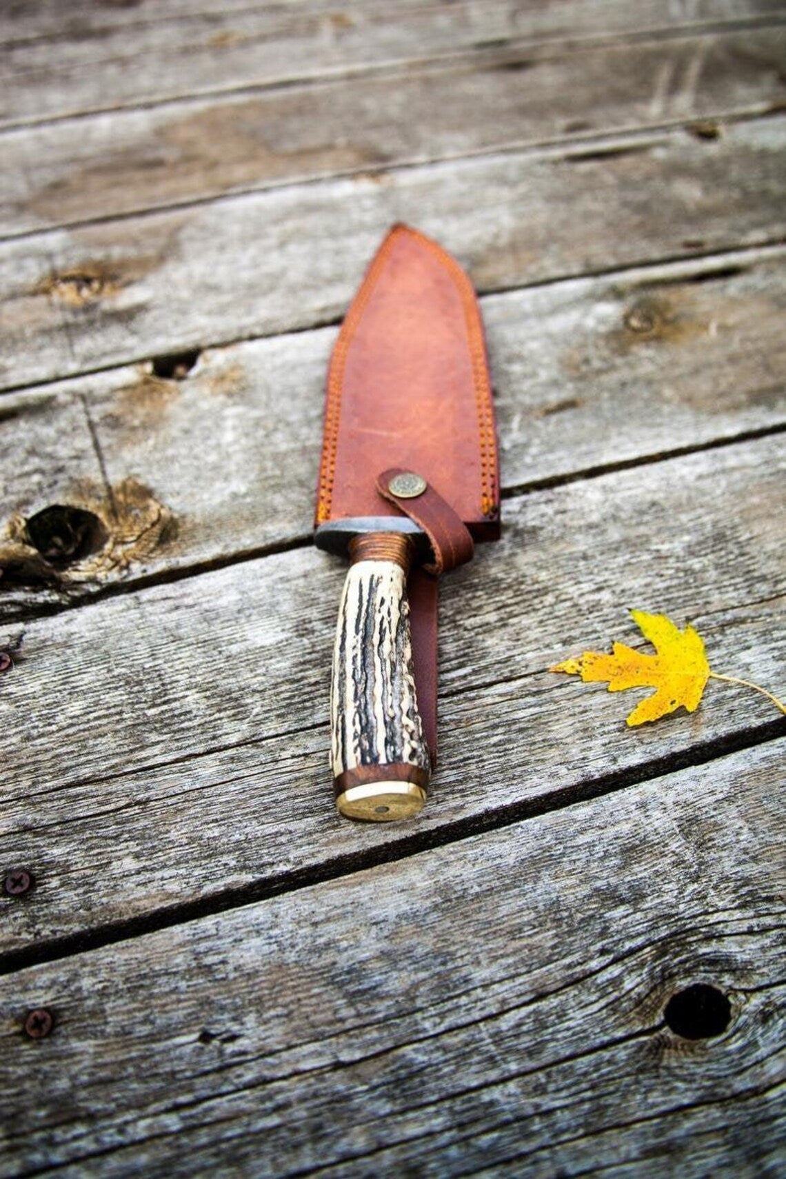 Damascus Steel 1800s Bowie Knife – 15" with Damascus Steel Guard &amp; Stag Horn Handle, Includes Leather Sheath