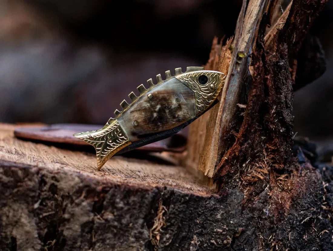 Custom Handmade Fish Style Damascus Steel Folding Knife with Sheep Horn & Brass Handle - Includes Leather Sheath