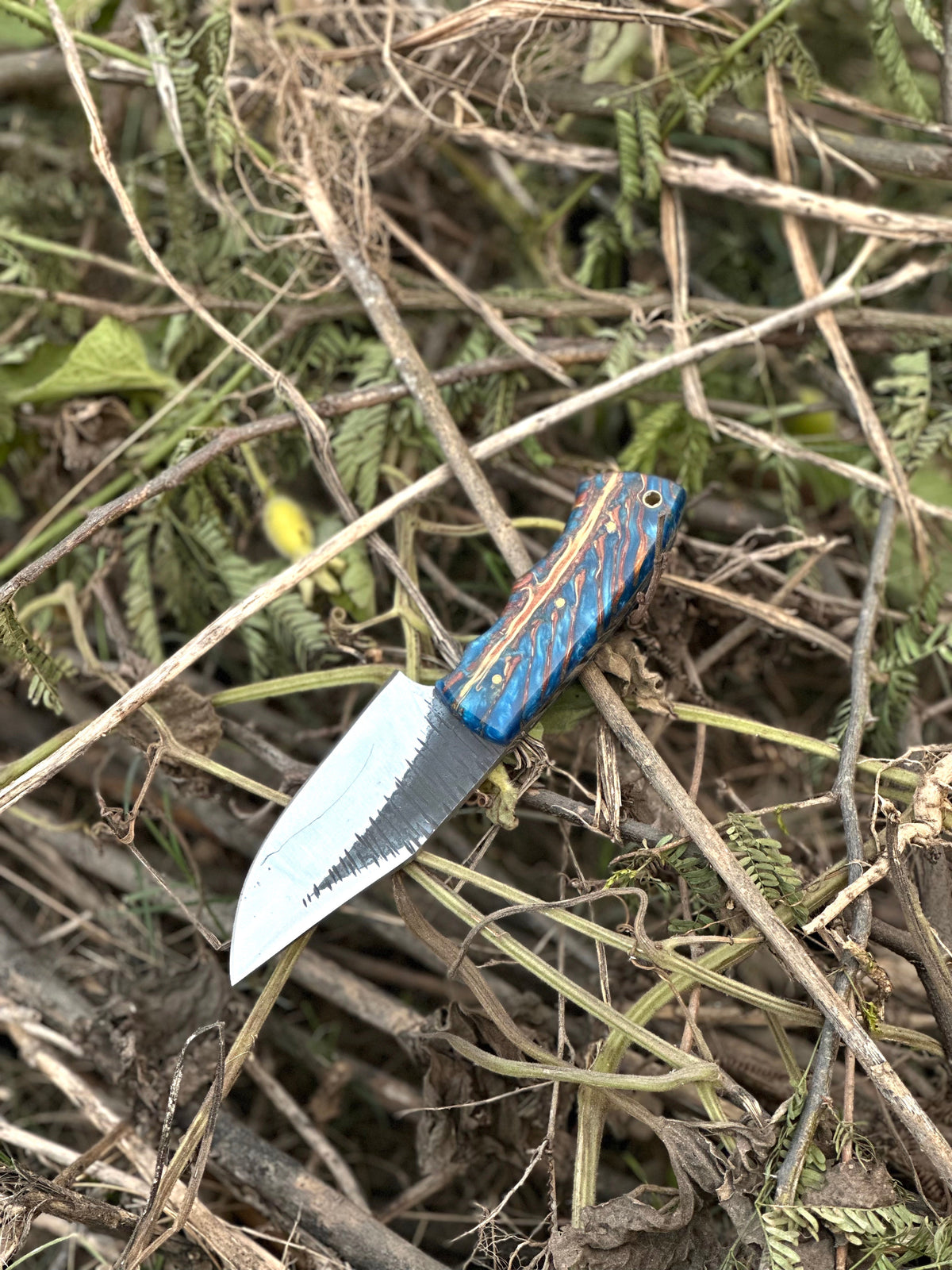 Good Hunting Knives – 9" Handmade J2 Steel Blade with Epoxy Resin Handle &amp; Leather Sheath