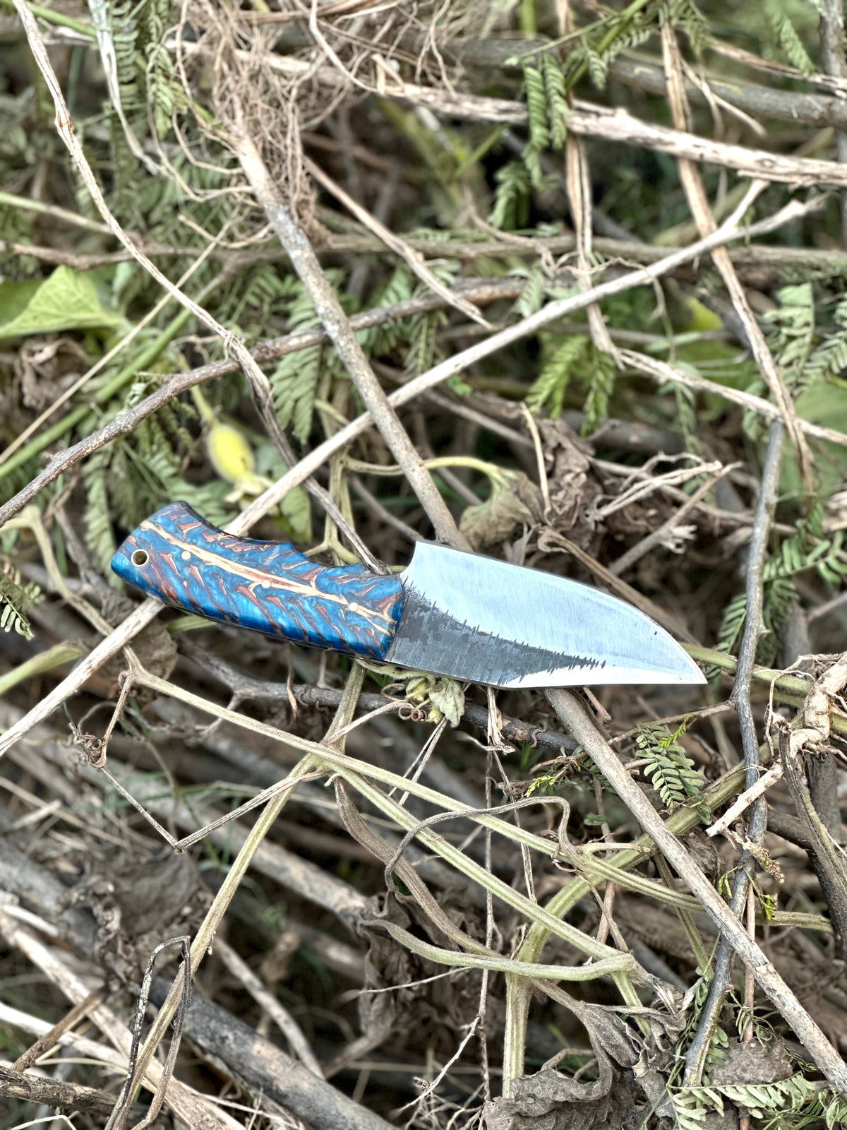 Good Hunting Knives – 9" Handmade J2 Steel Blade with Epoxy Resin Handle &amp; Leather Sheath