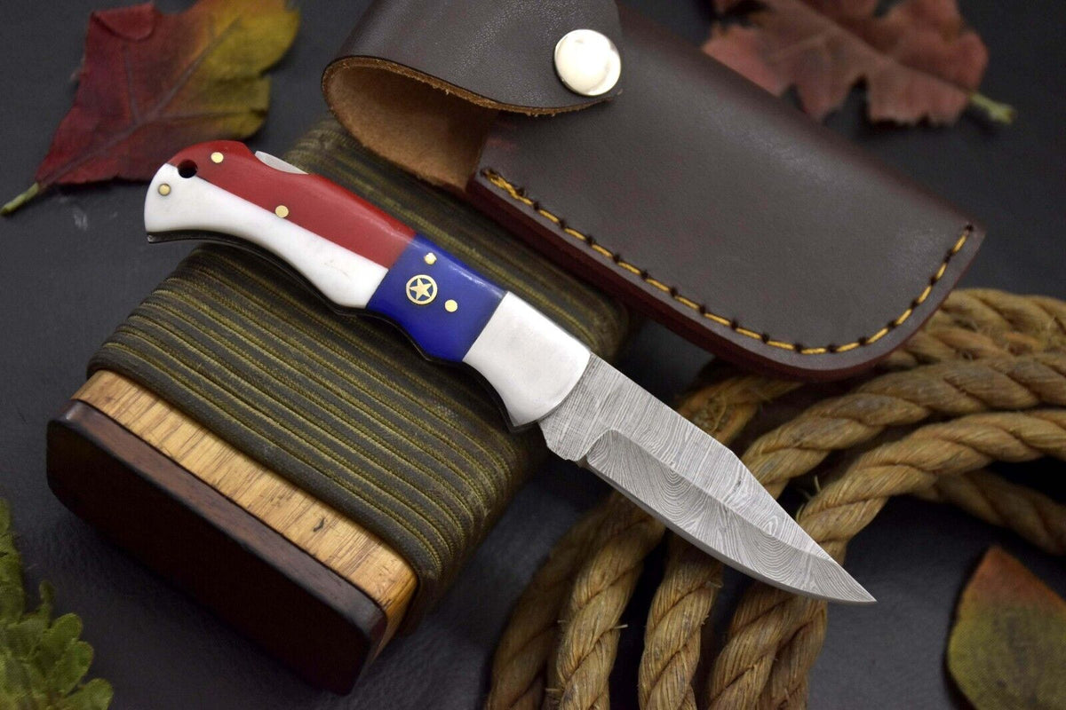 Handcrafted Damascus Steel Pocket Knife – Texas Flag Handle &amp; Leather Sheath | Collectible EDC Gift