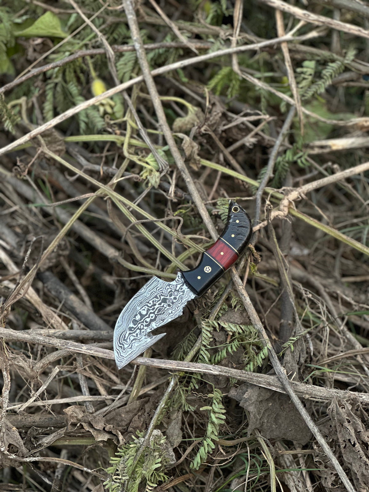 Premium Custom Handmade Damascus Steel Guthook Skinning Knife with Resin Handle - 7.5” Sharp Blade with Leather Sheath