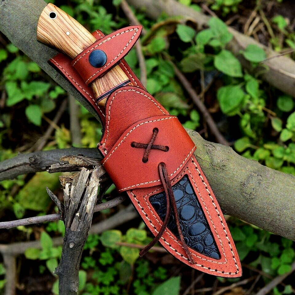 Custom Handmade 10" Damascus Steel Hunting Knife with Olive Wood Handle &amp; Leather Sheath